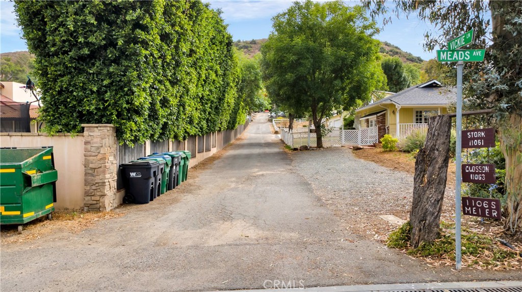 main property photo 74