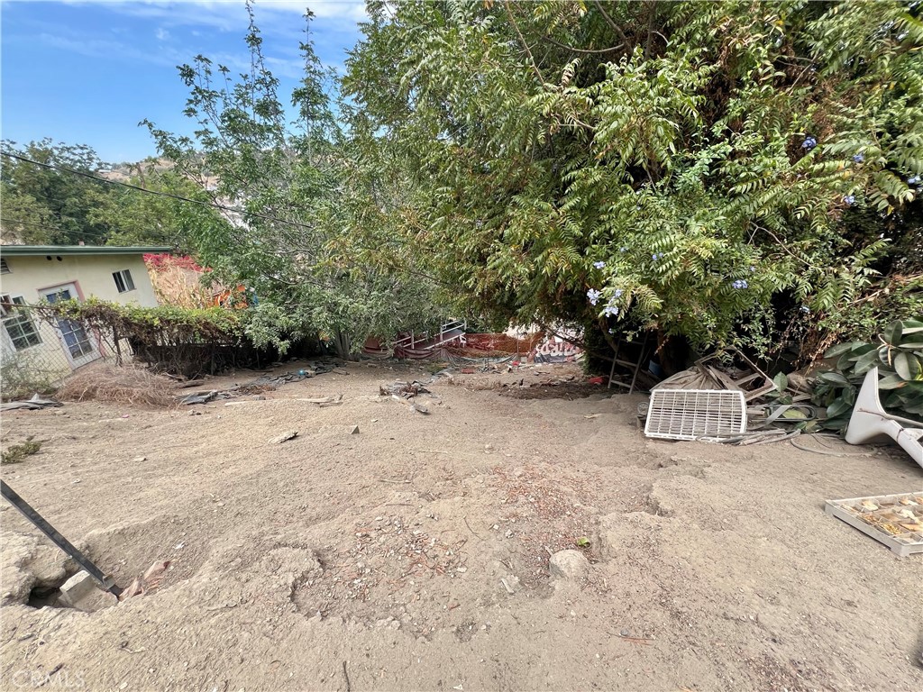 main property photo 9