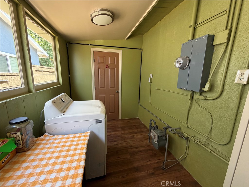 main property photo 16
