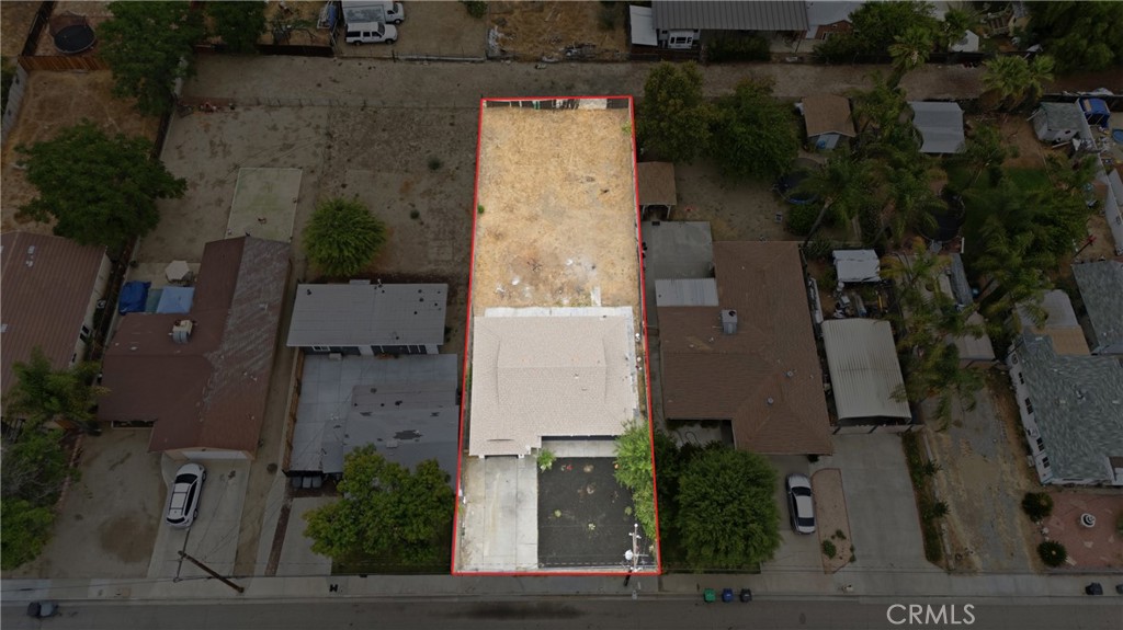 main property photo 16