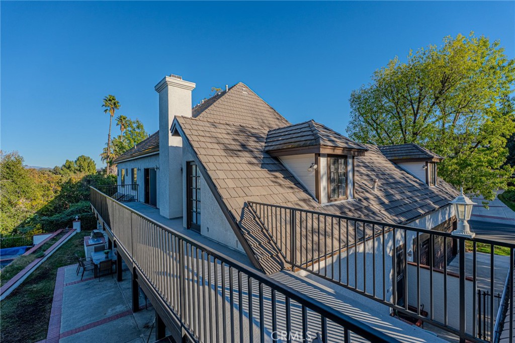 main property photo 50