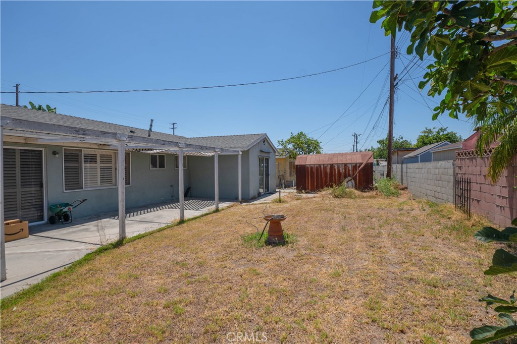 main property photo 10