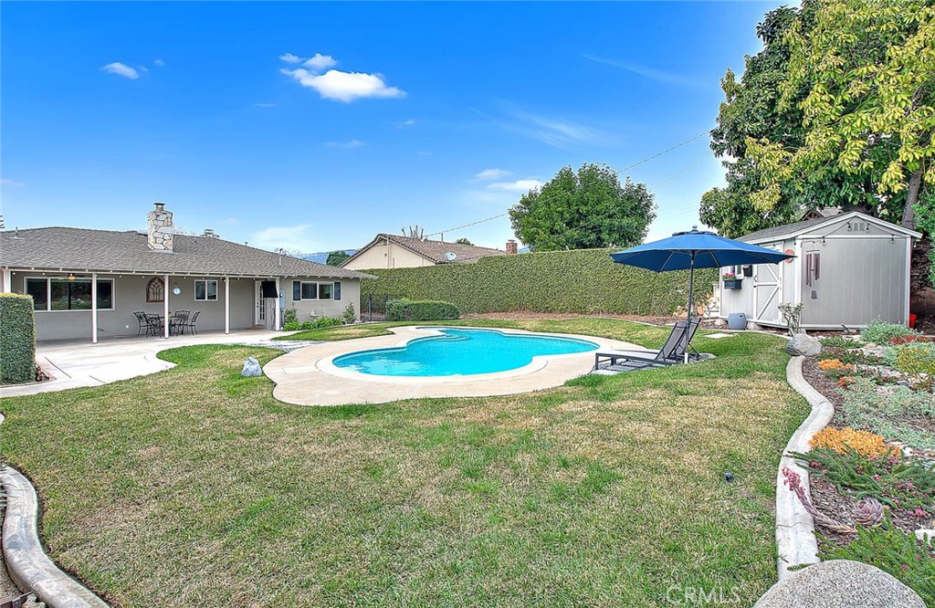 main property photo 41