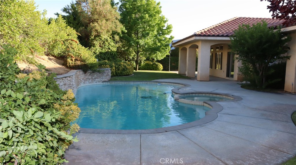 main property photo 45