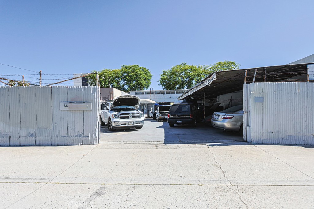 main property photo 14
