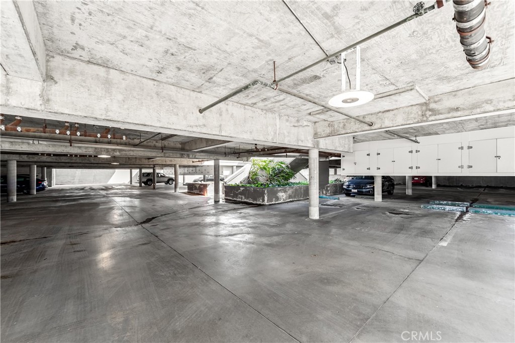 main property photo 59