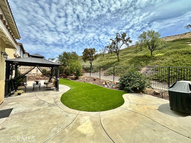 main property photo 25