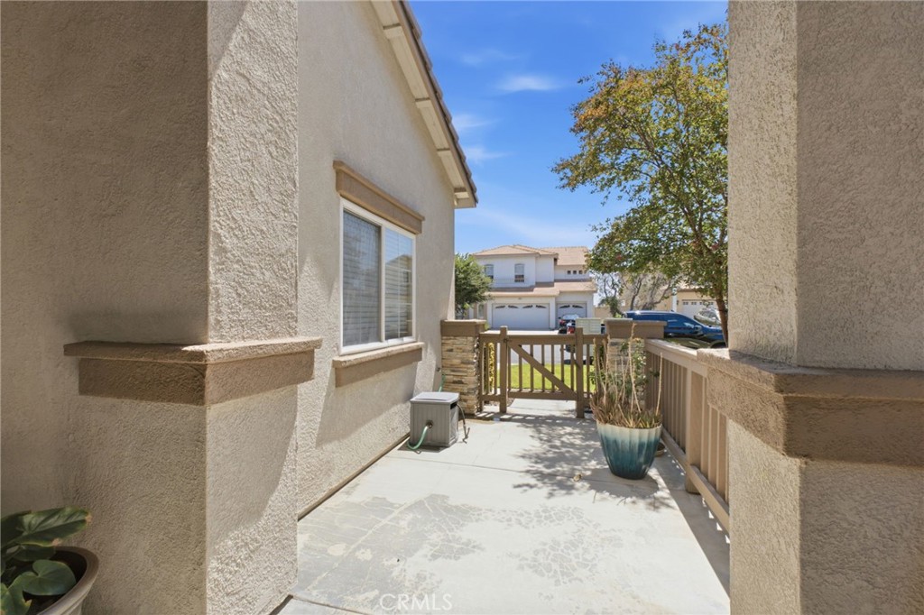 main property photo 35