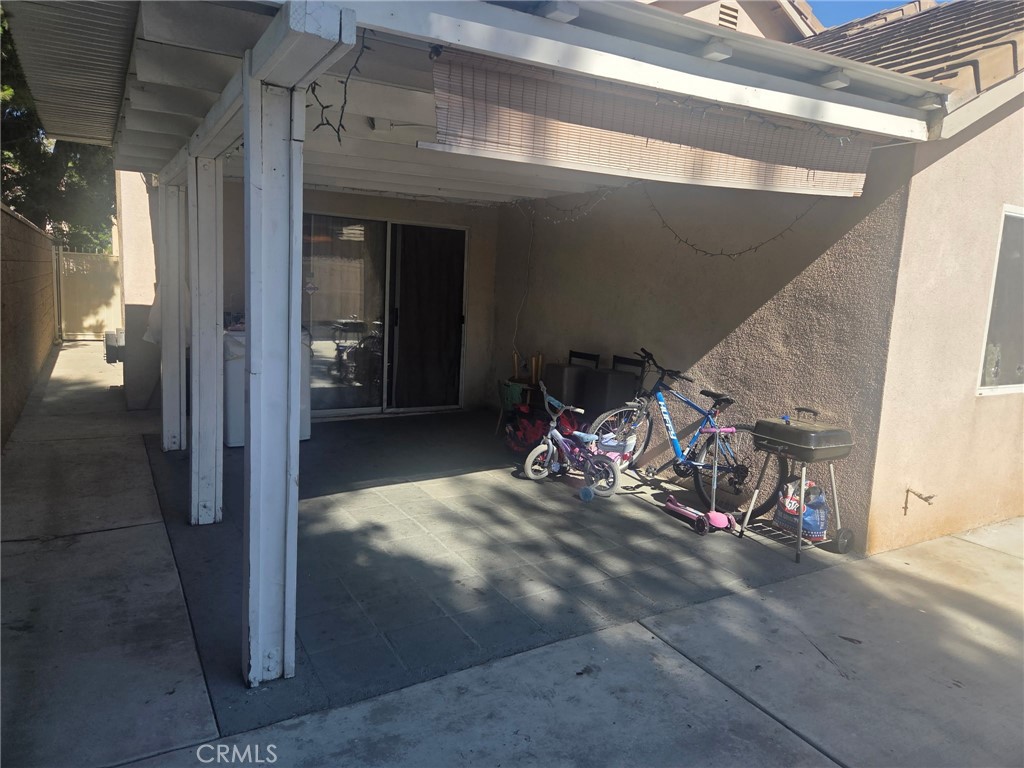 main property photo 11
