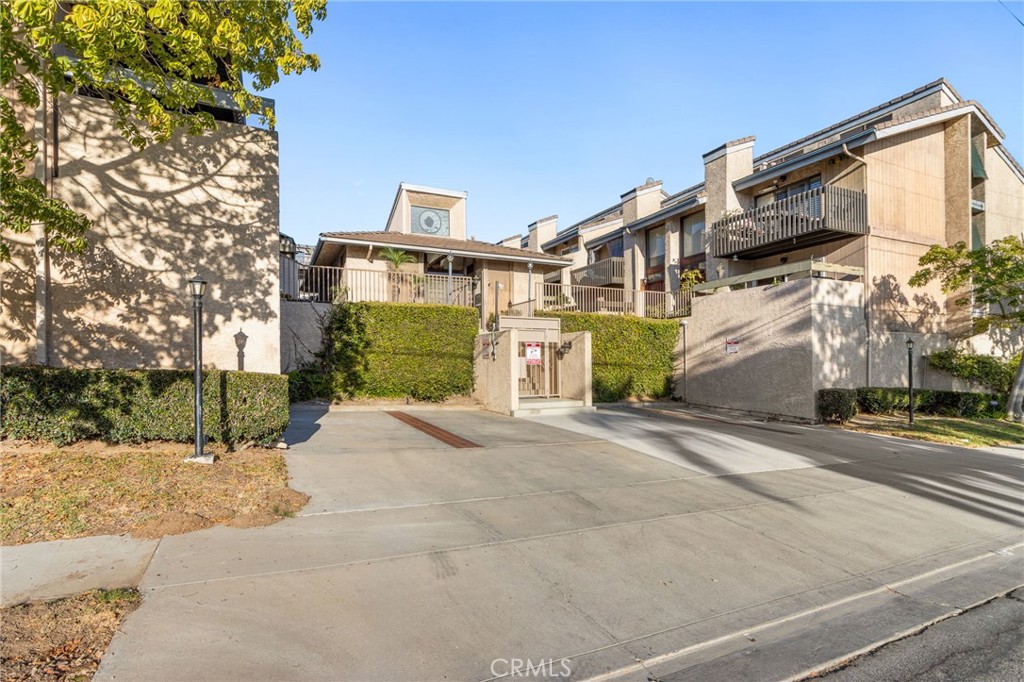 main property photo 48