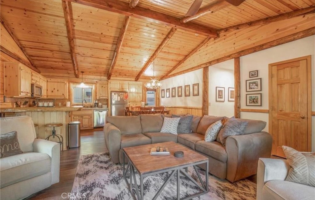 main property photo 6