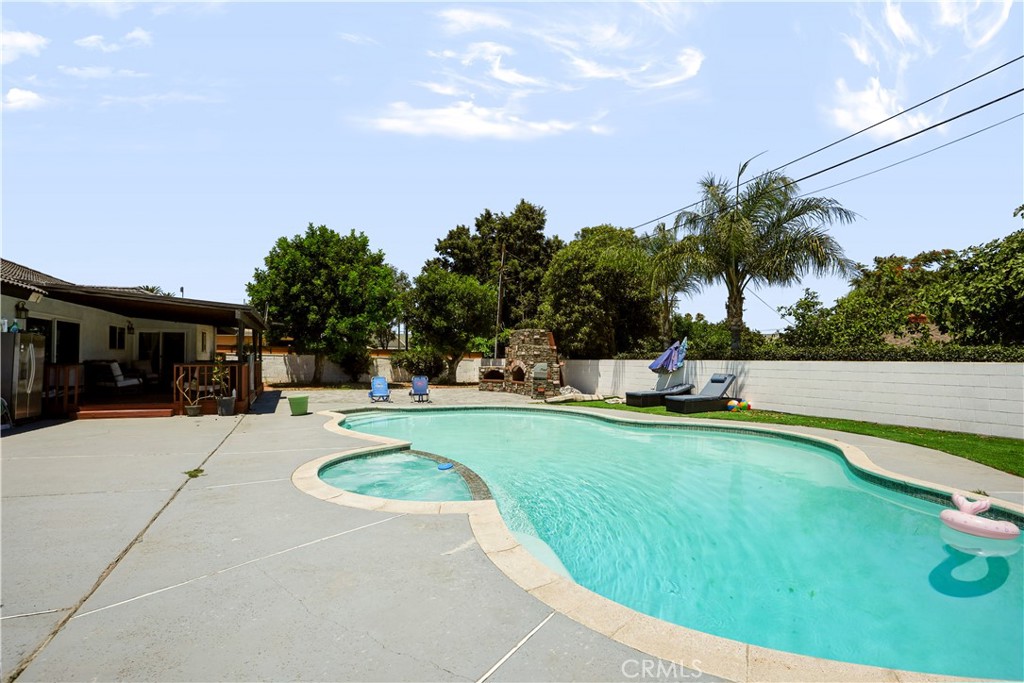 main property photo 48