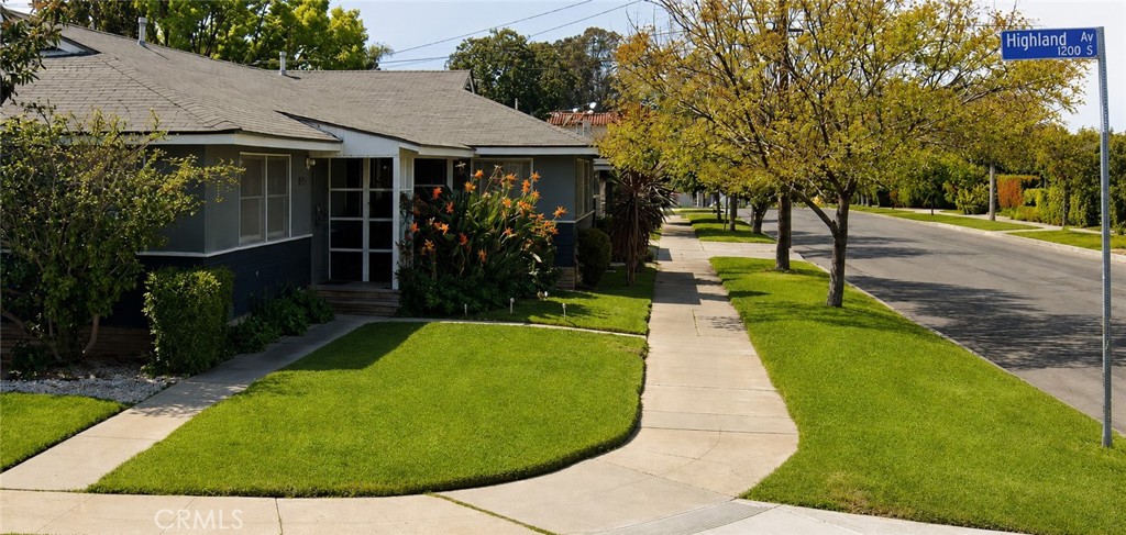 main property photo 20