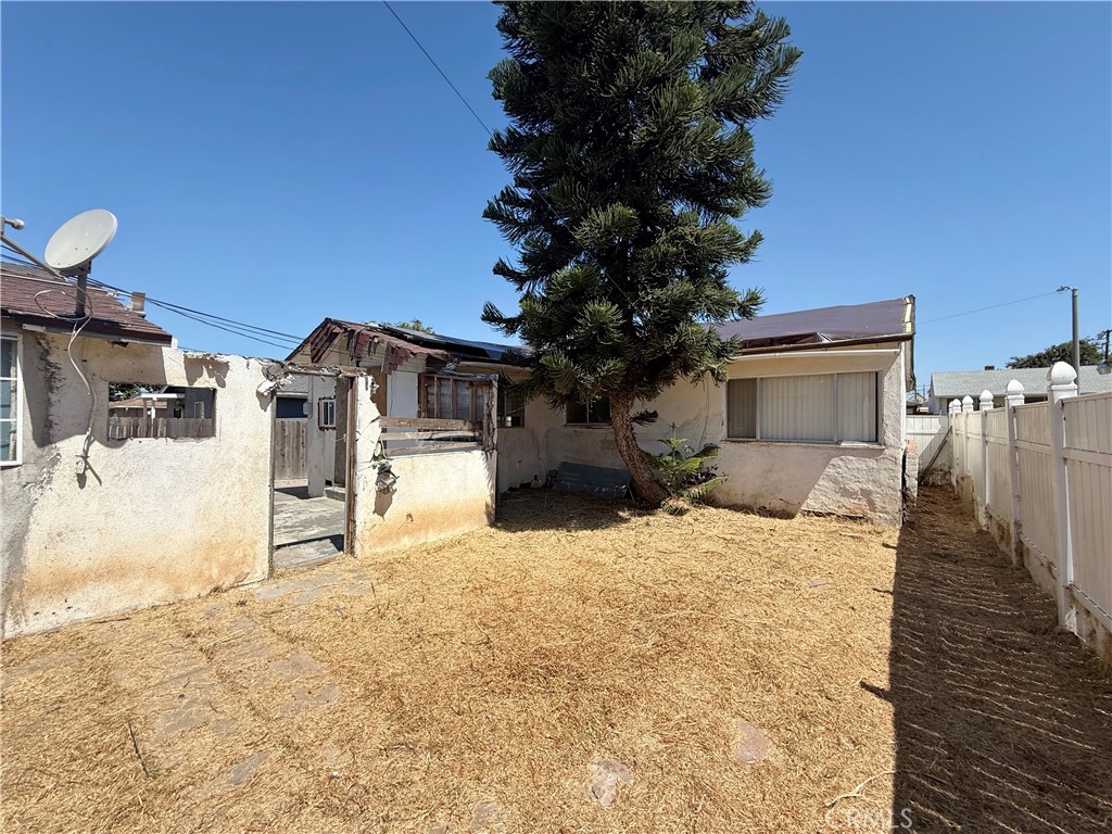 main property photo 6