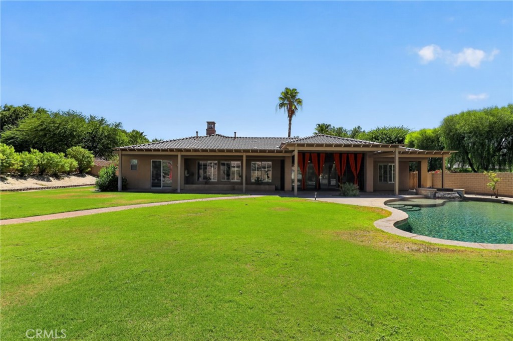 main property photo 28