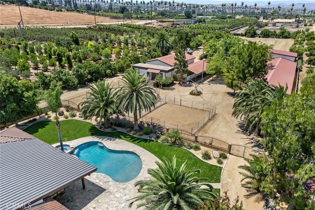 main property photo 74