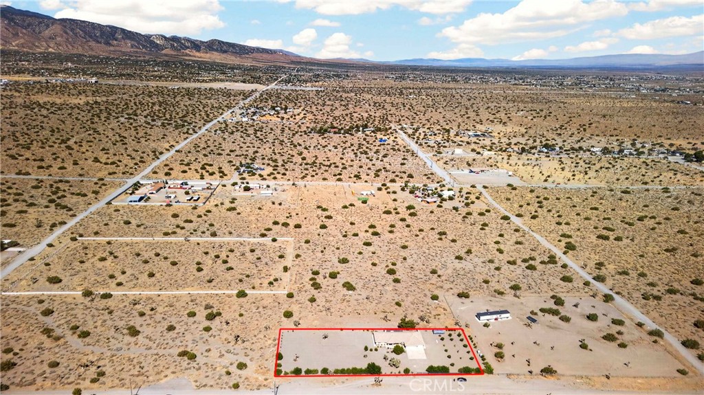 main property photo 13