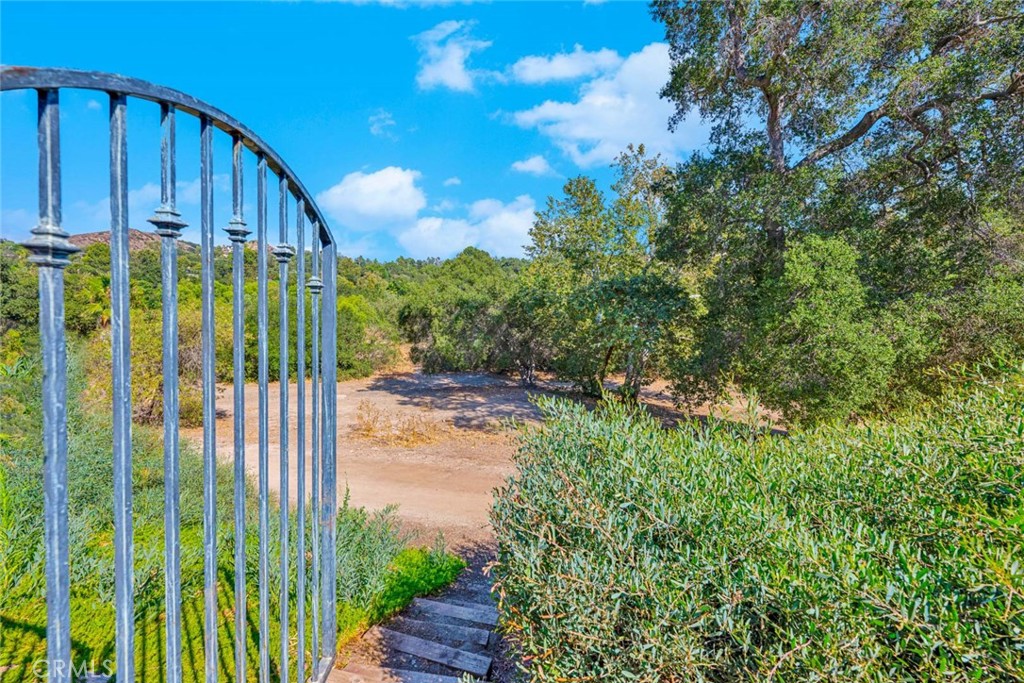 main property photo 50