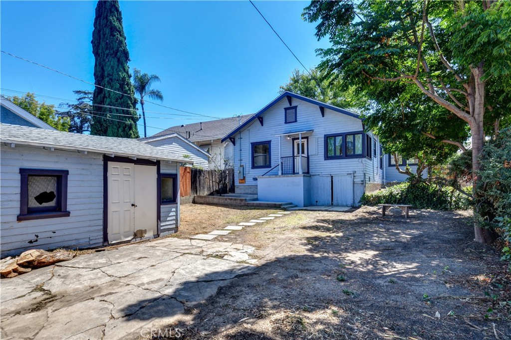 main property photo 13