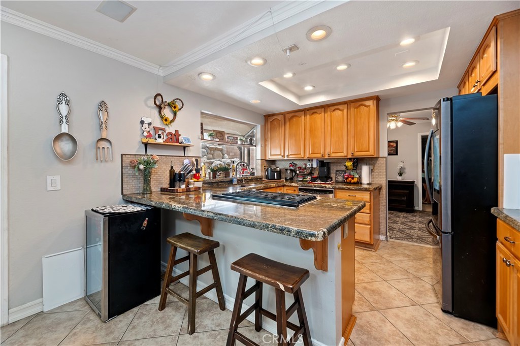 main property photo 14