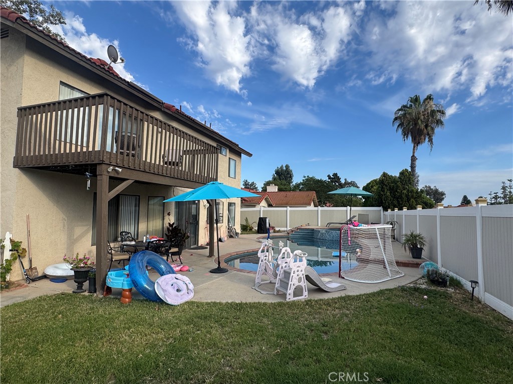 main property photo 5