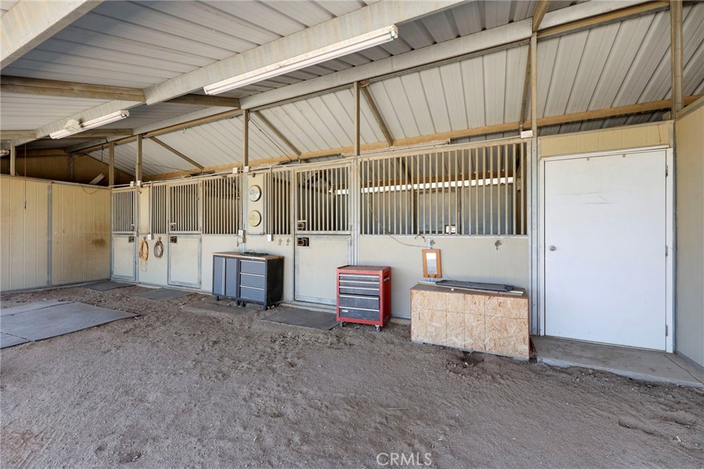 main property photo 45