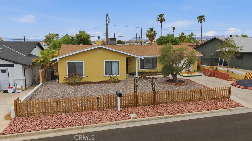main property photo 41