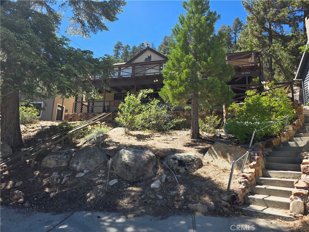 main property photo 8