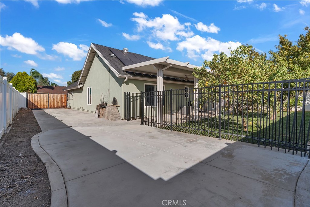 main property photo 22