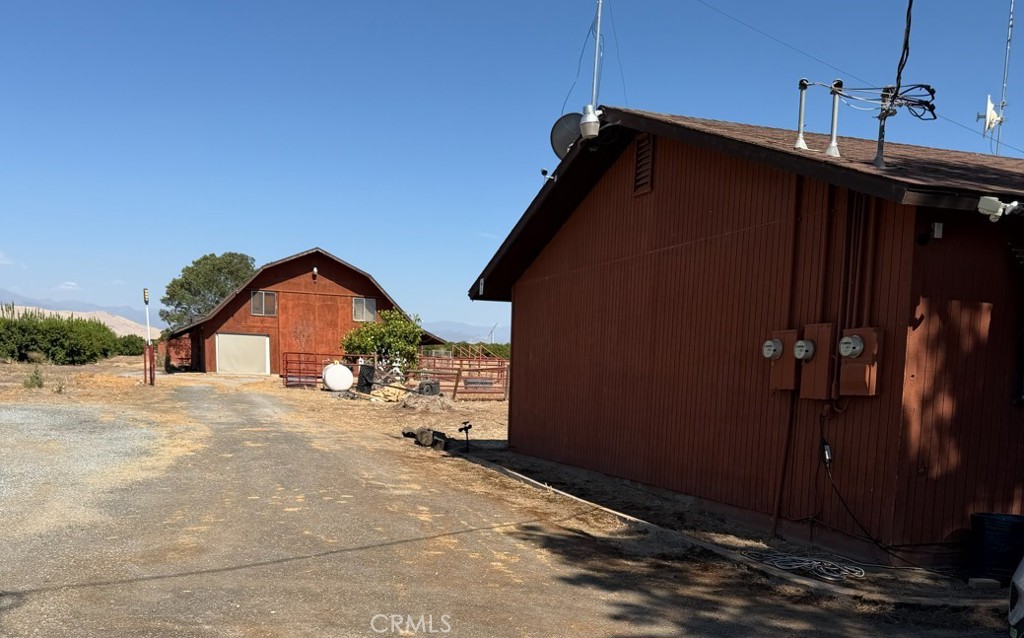 main property photo 26