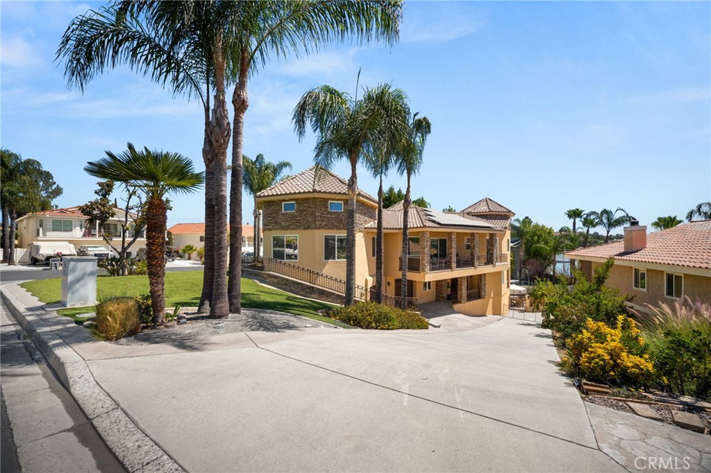 main property photo 69