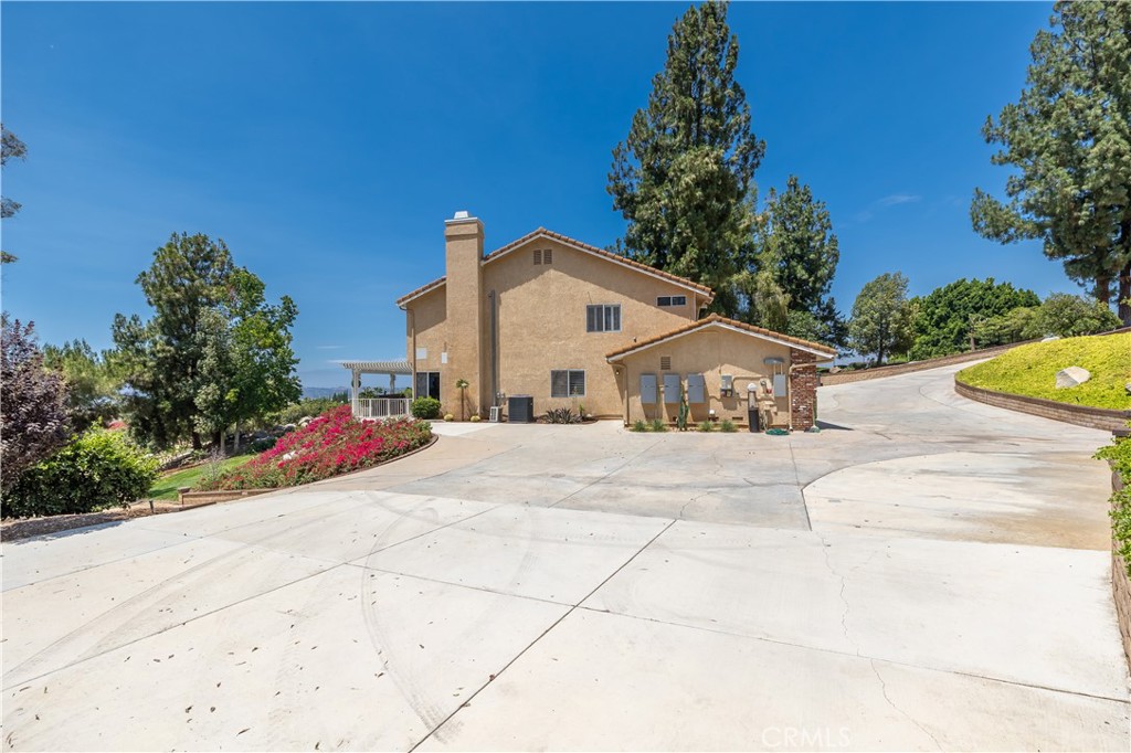 main property photo 70
