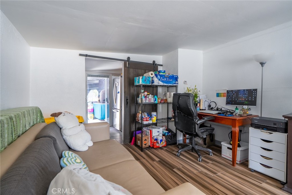main property photo 24