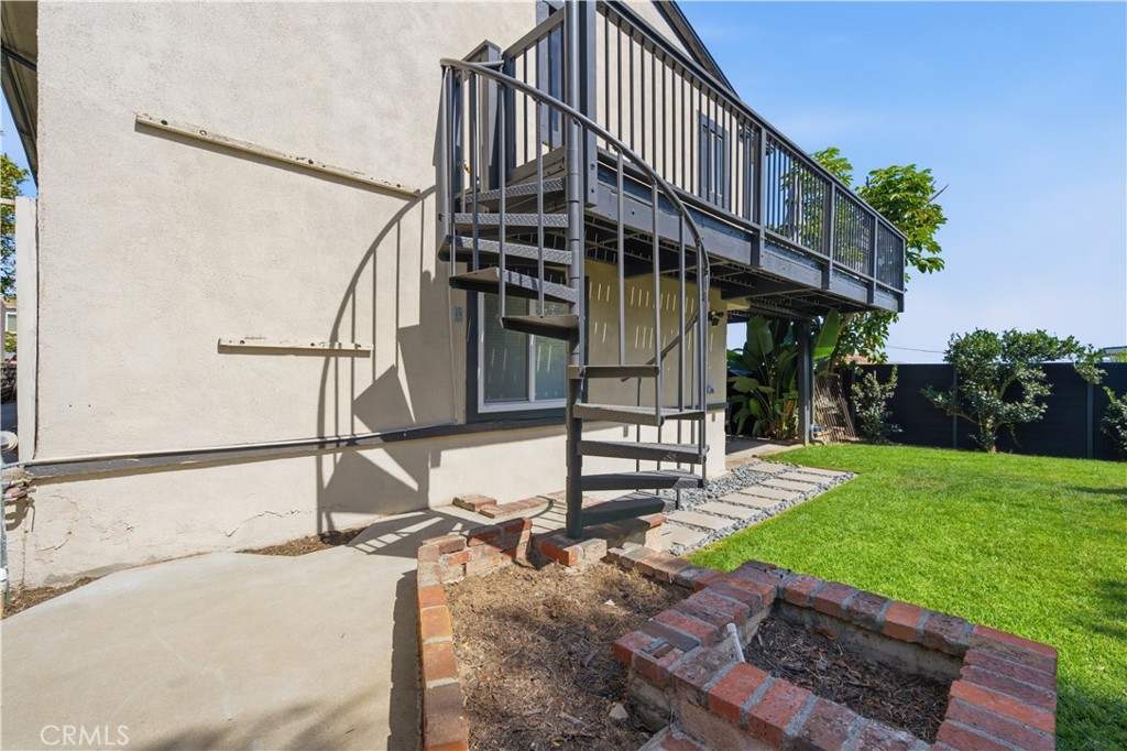 main property photo 51