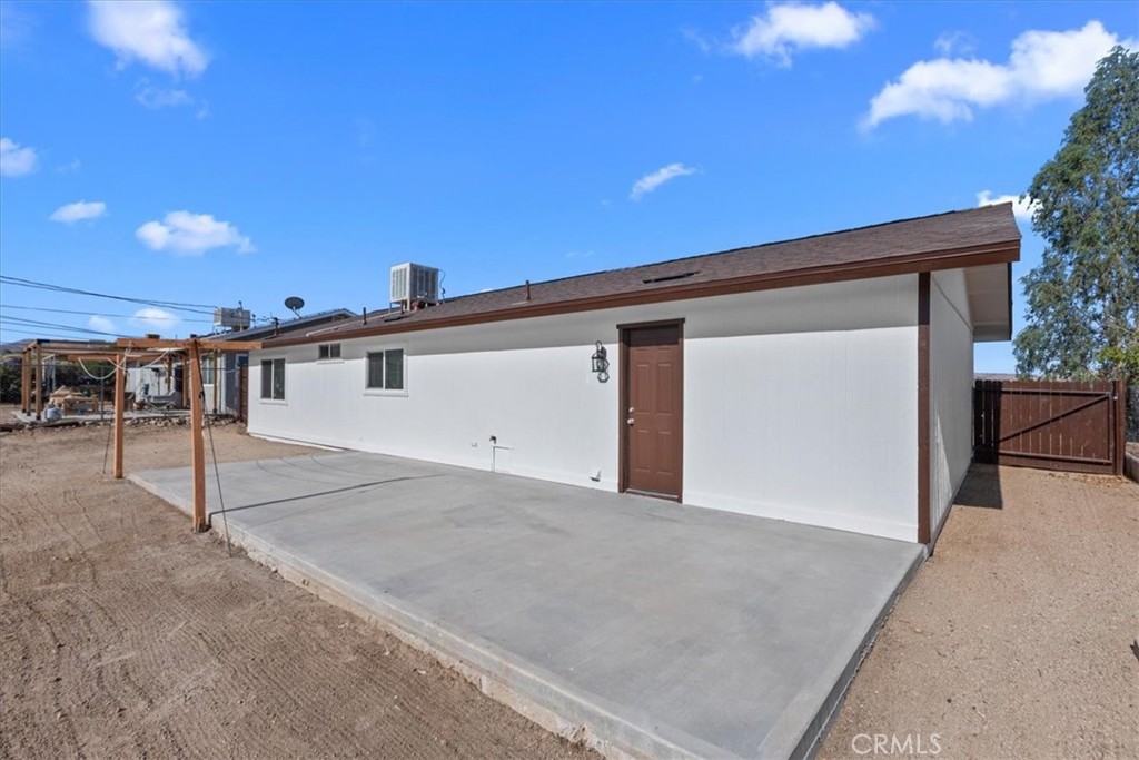 main property photo 12