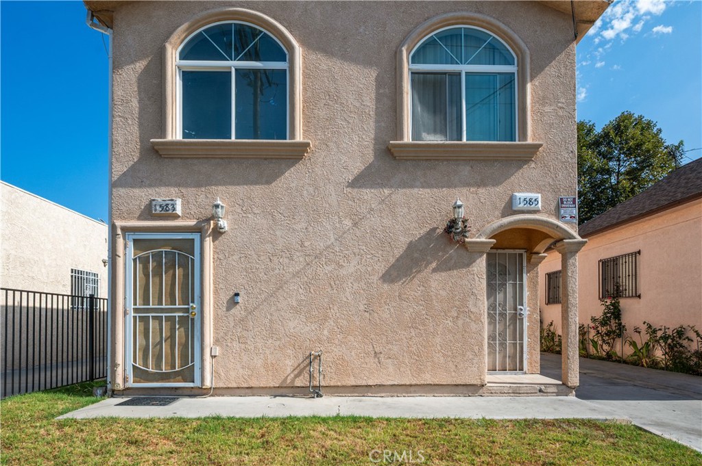 main property photo 17