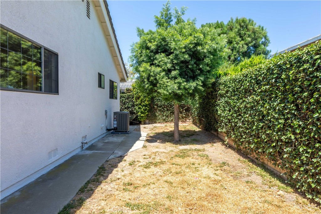 main property photo 50