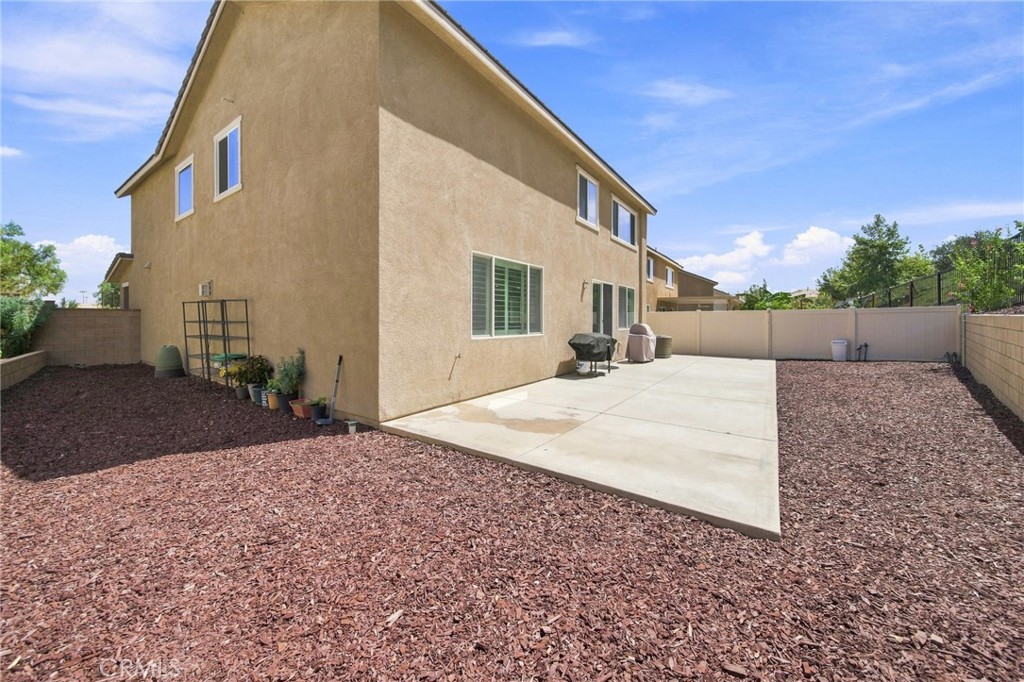 main property photo 50
