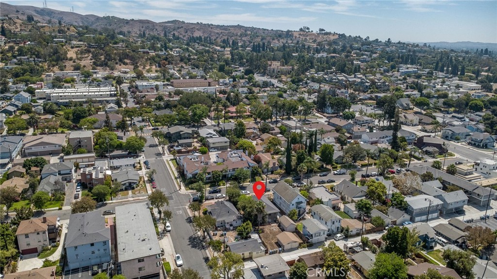 main property photo 33