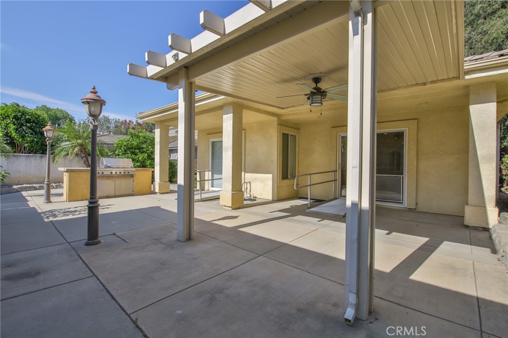 main property photo 36