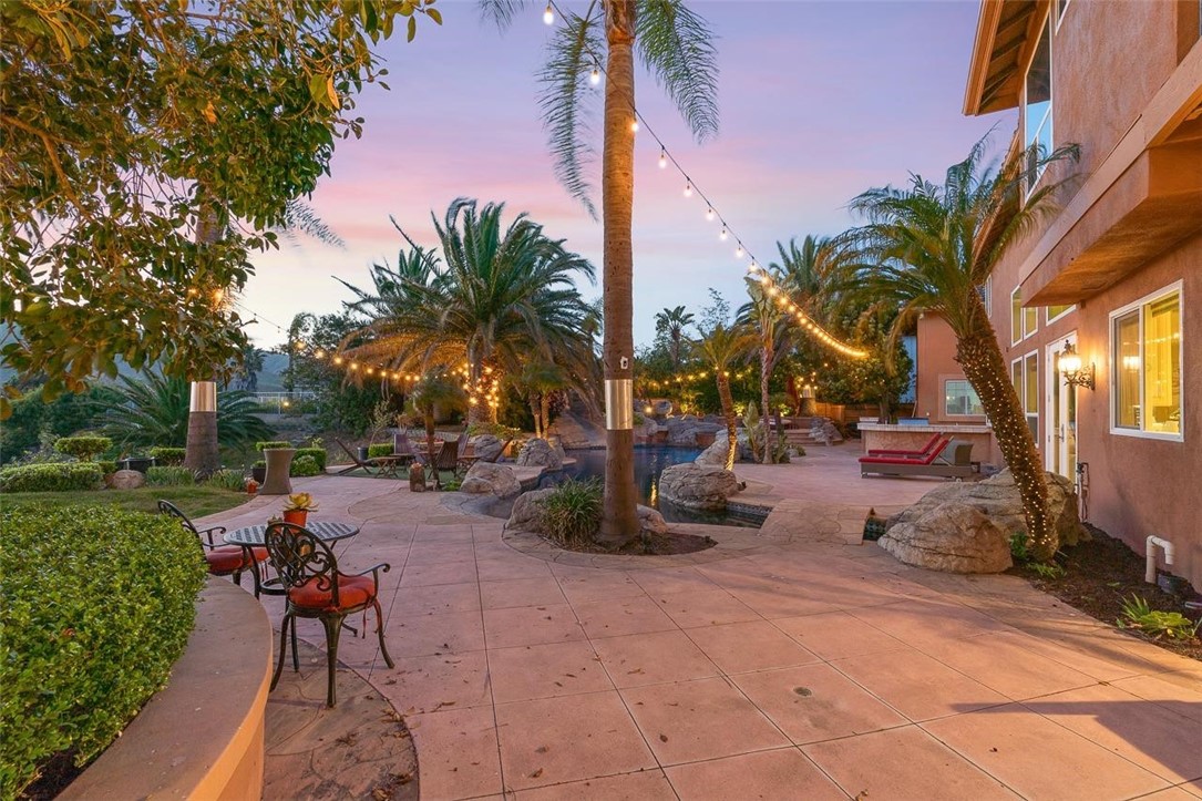 main property photo 14