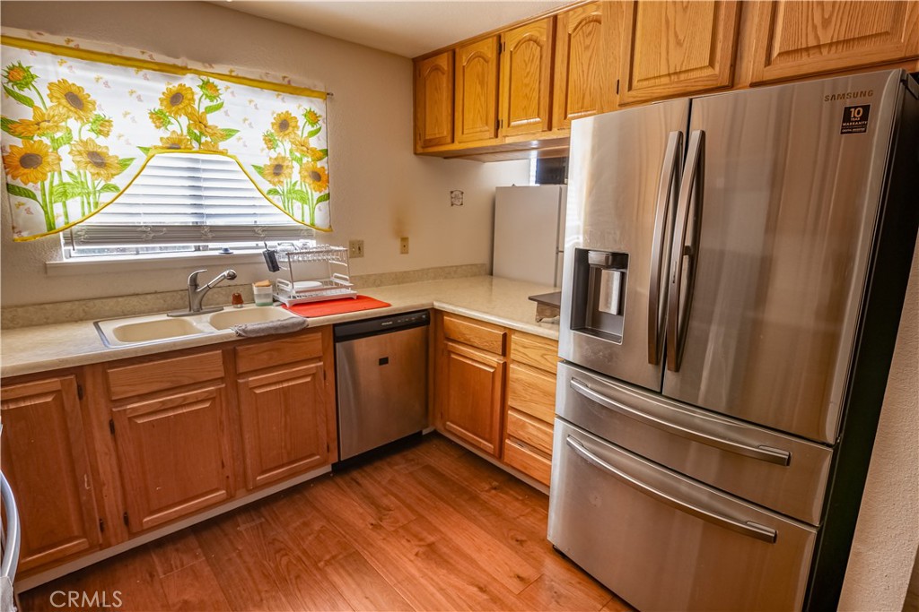 main property photo 17