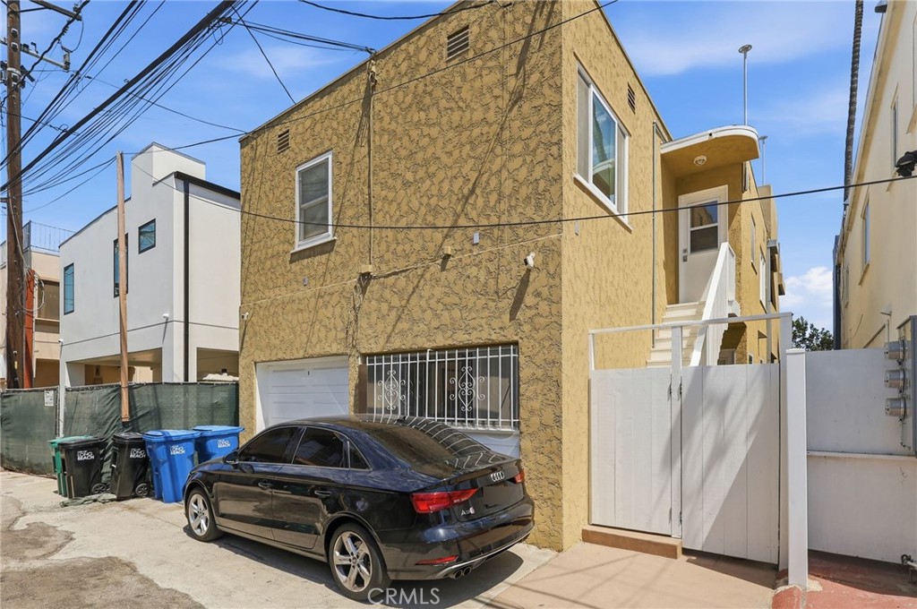 main property photo 32