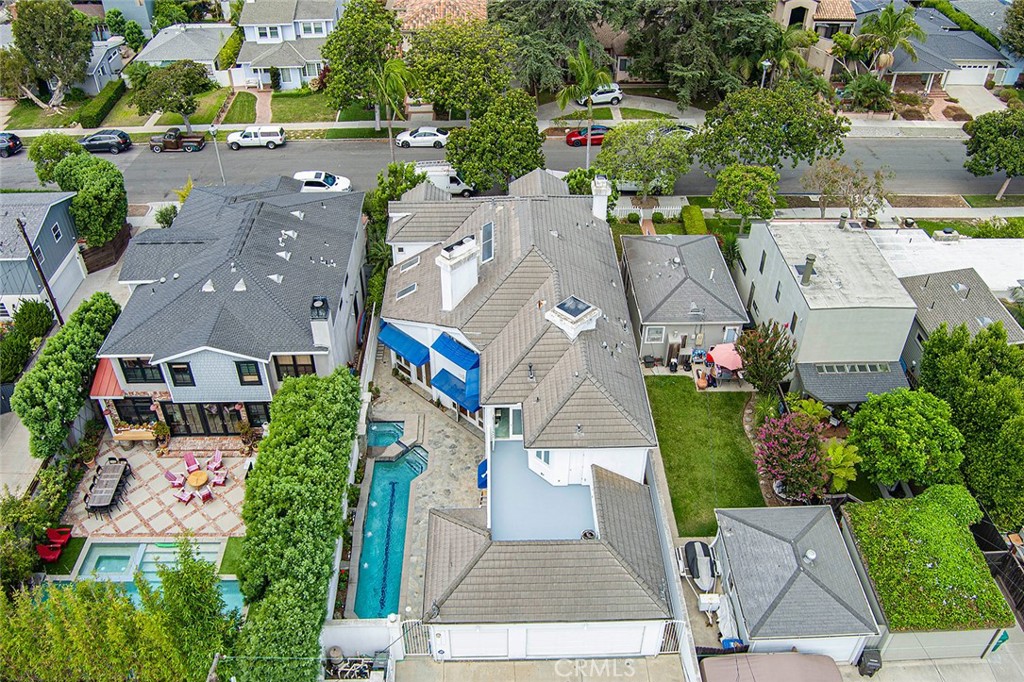 main property photo 74