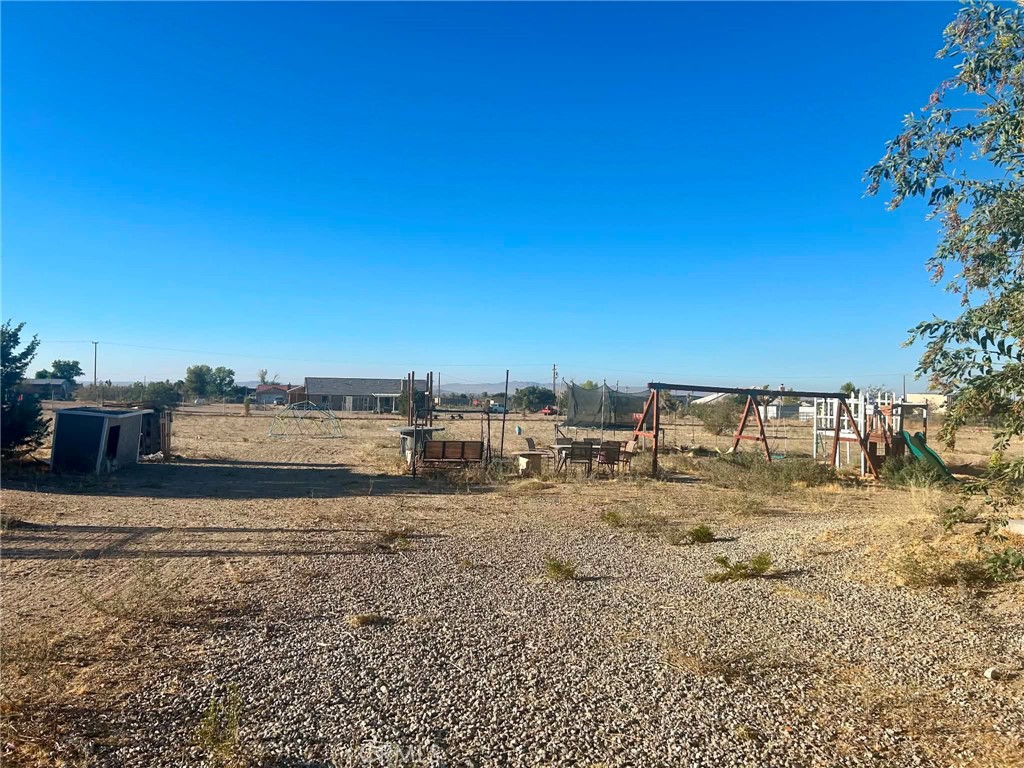 main property photo 18