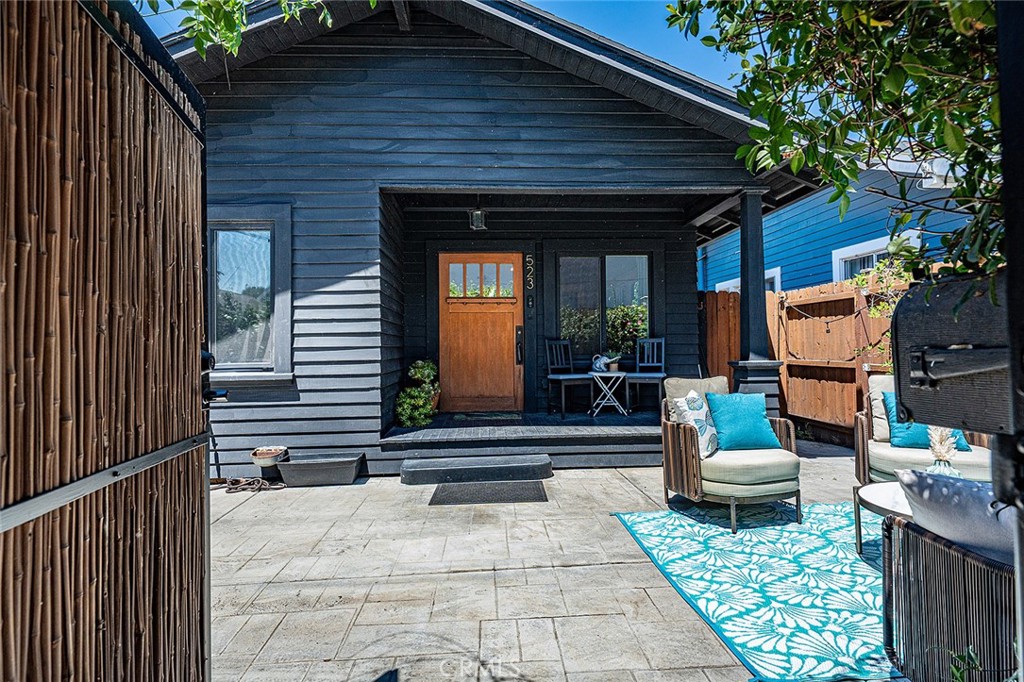 main property photo 28