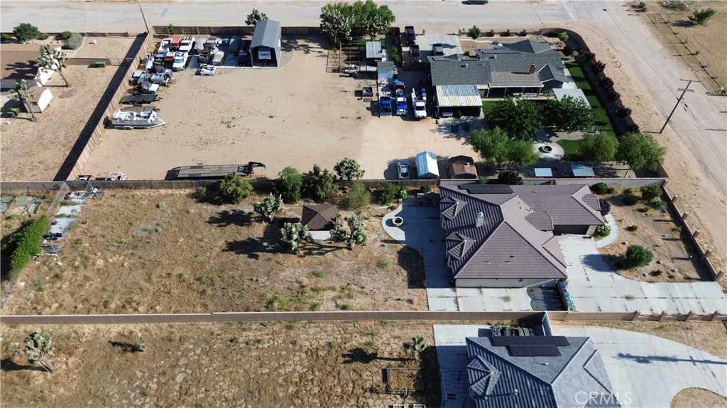 main property photo 37