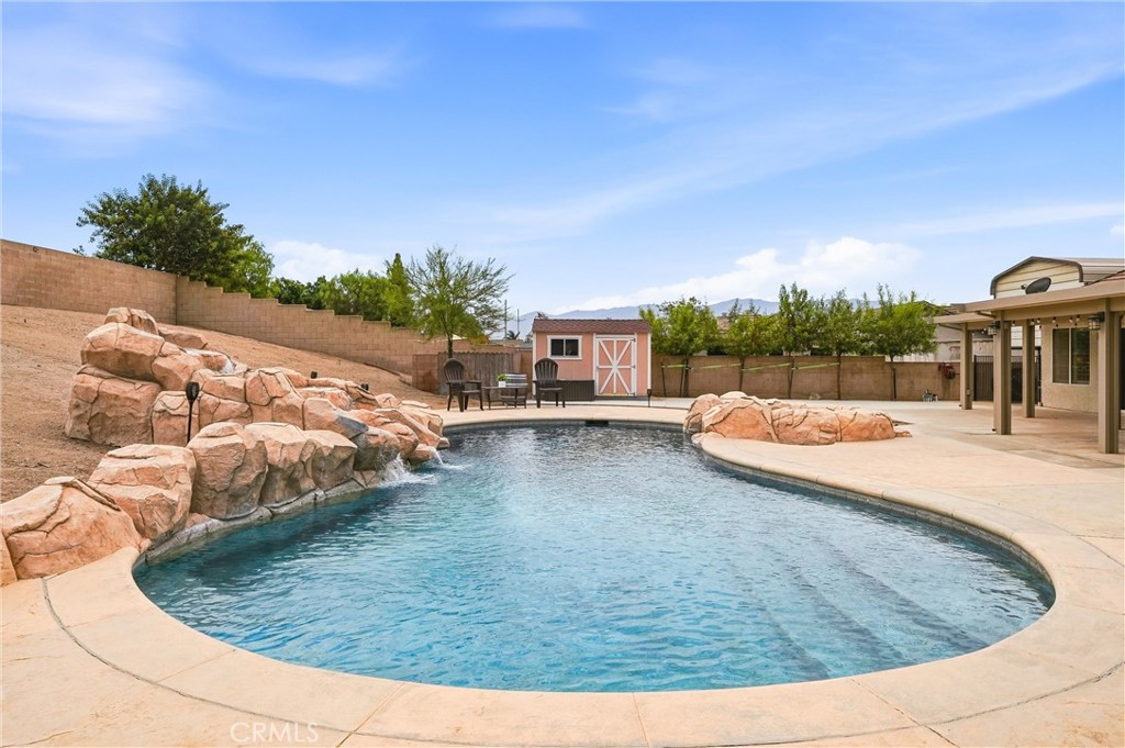 main property photo 36