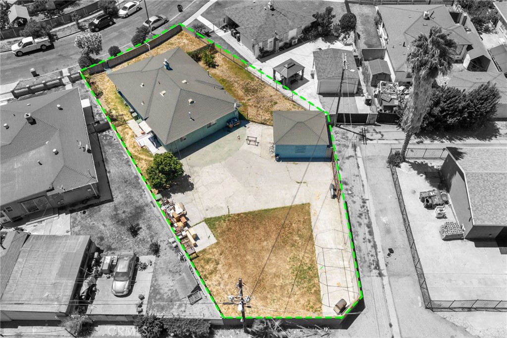 main property photo 43