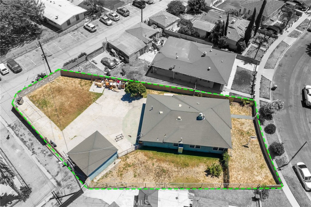 main property photo 44